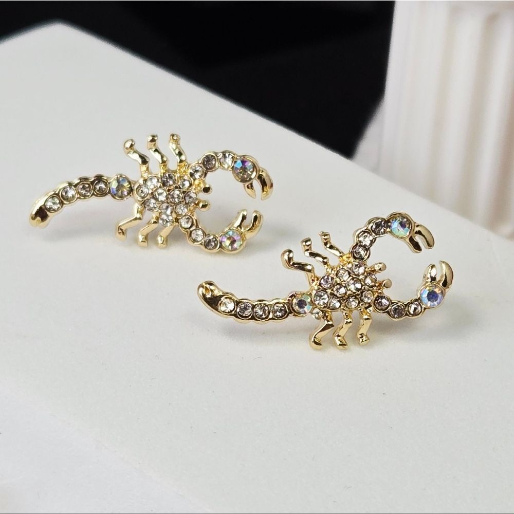 Gold Crystal Scorpion Stud Earrings Scorpio Zodiac Rhinestone Statement Gift
